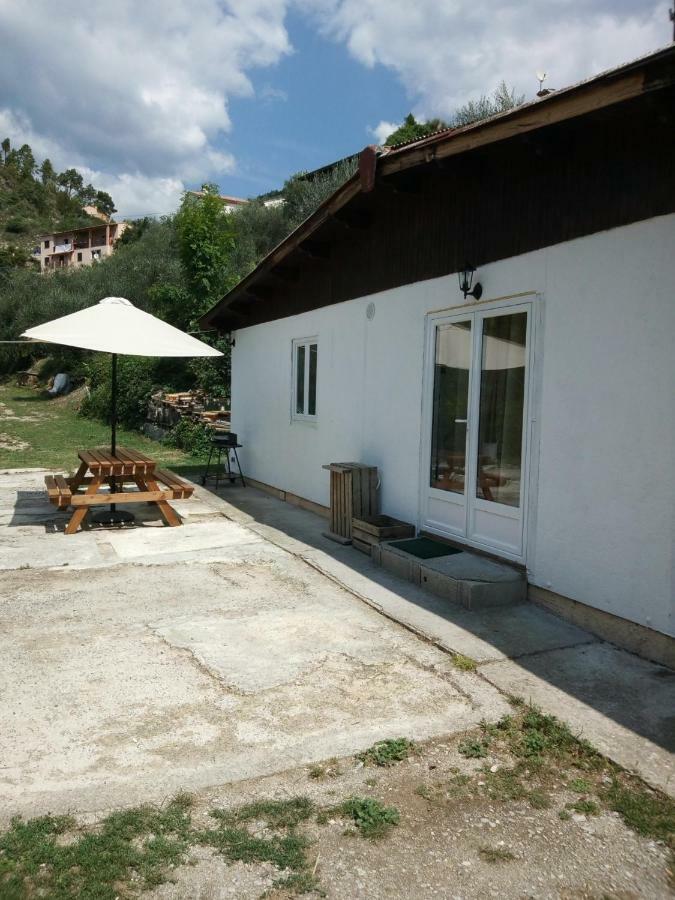 La Ferme Des Cailletiers Chez Marco Vila Lucéram Exterior foto